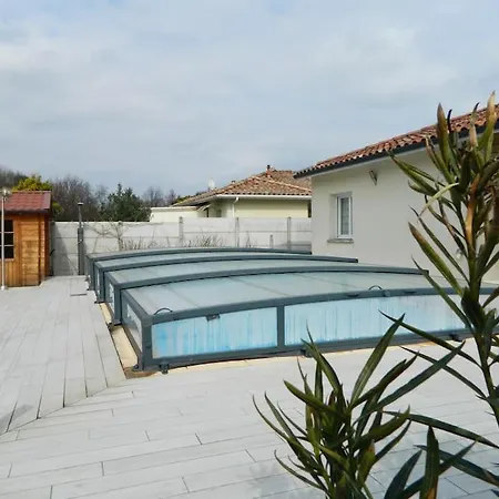 Maison De Vacances Avec Piscine Feriehus