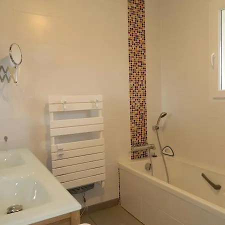 Maison De Vacances Avec Piscine بيت للعطل *